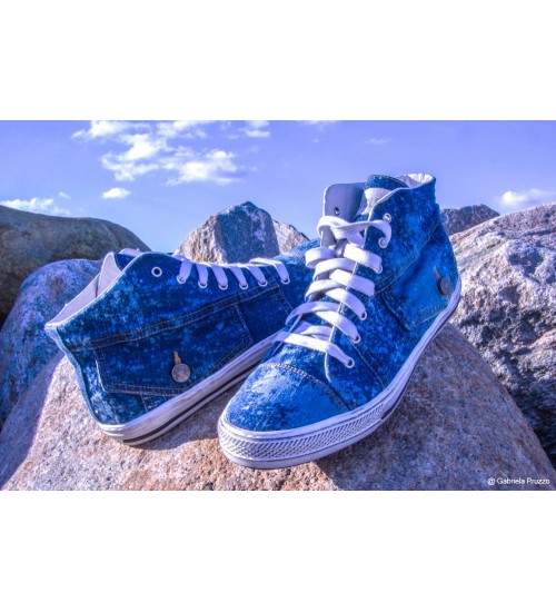  Handmade sneaker blue denim.